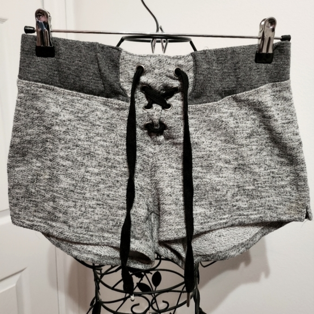 Mini cotton short